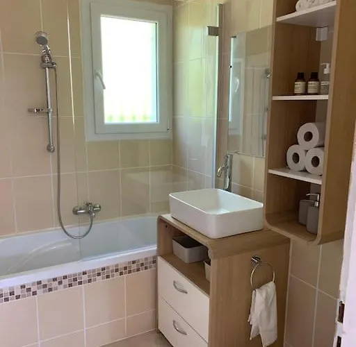 Maison Au Coeur Du Pic Saint Loup Apartmán